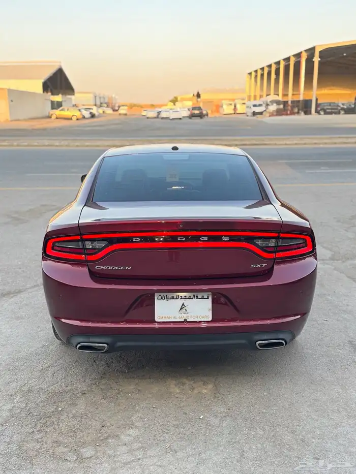 للبيع دوج تشارجر 2018 SXT بلس فل كامل - ممشي قليل جدا 5