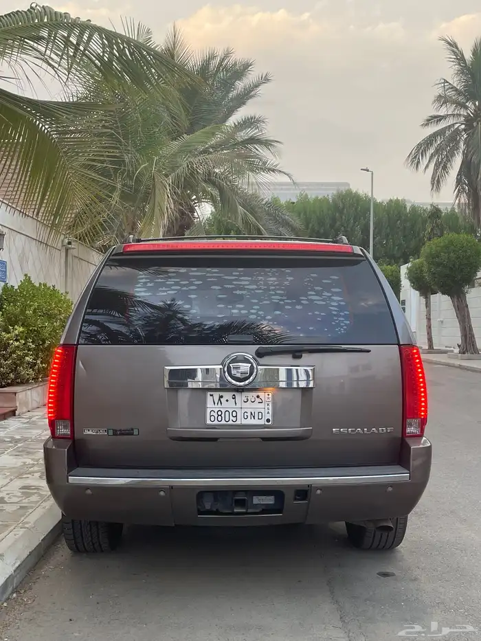 اسكاليد مخزن نظيف 2012 فل كامل 1