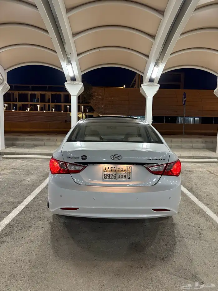 للبيع سوناتا 2012 نظيفه جدا 12