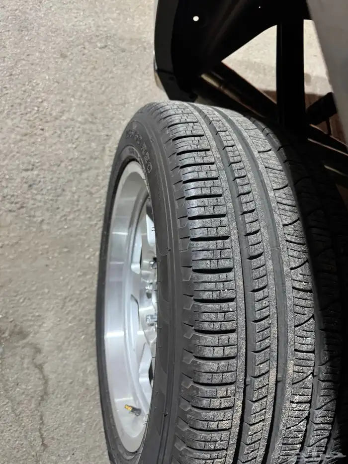 جنوط ريس مقاس 20 مع كفرات بريلي 2