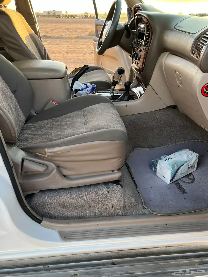 لاندكروزر GXR 7