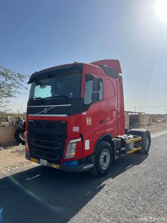 البيع راس فولفو موديل 2016 حجم 500 سياره شرط 0