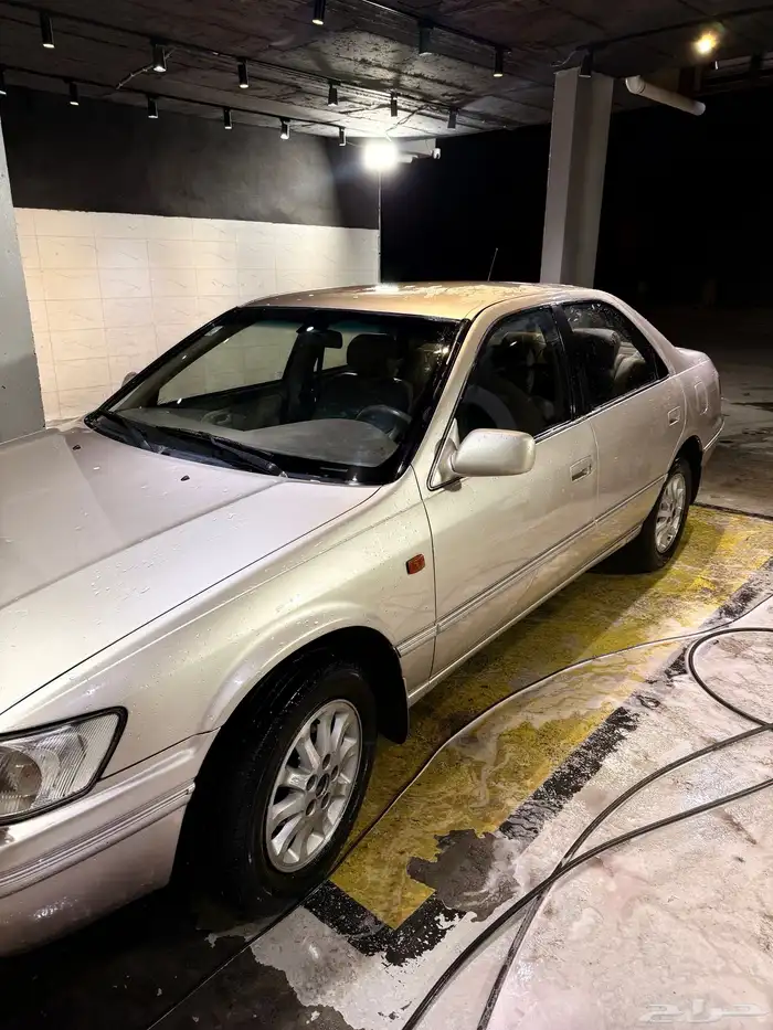 كامري نظيف مديل 2000 5