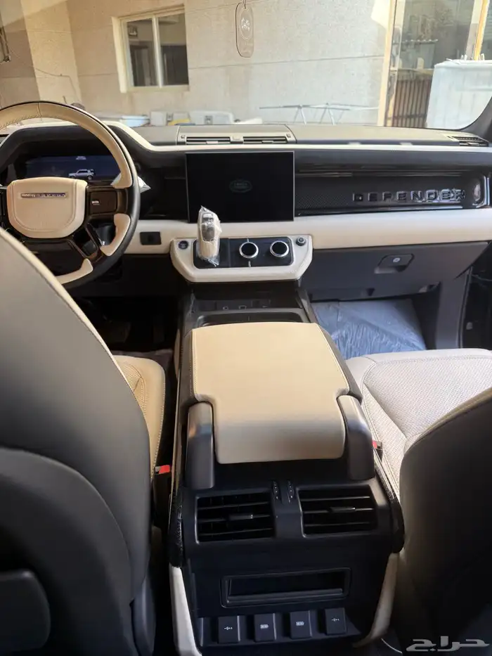 ديفندر 2020 اسود داخلي ابيض اوف وايت حد200 الف 12