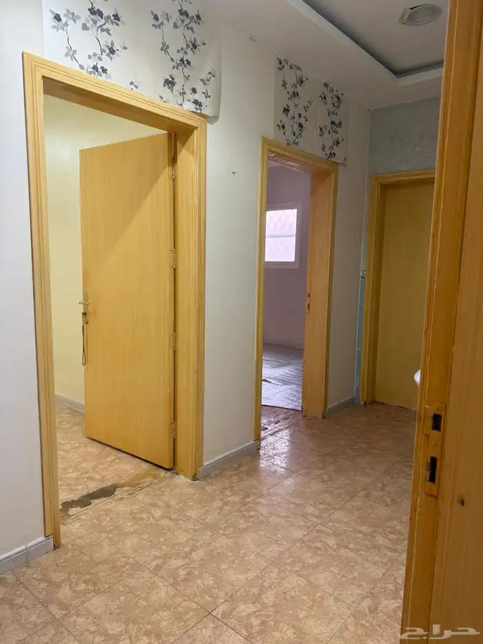 للإيجار دور علوي ودور أرضي مستقل بالرس 26