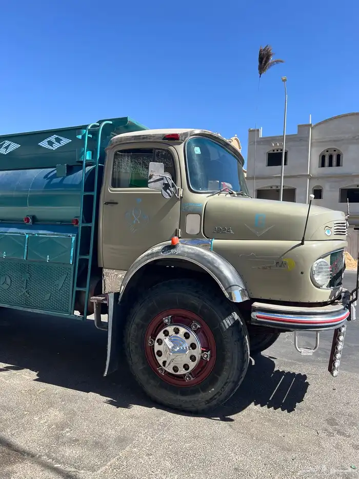 وايت عايدي بوز 8