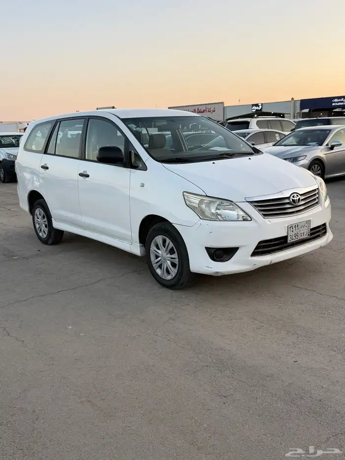 للبيع انوفا 2015 7