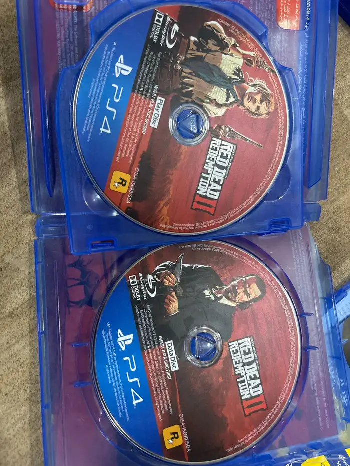 اشرطه بلستيشن للبيع تشتغل على سوني فور وا فايف 6