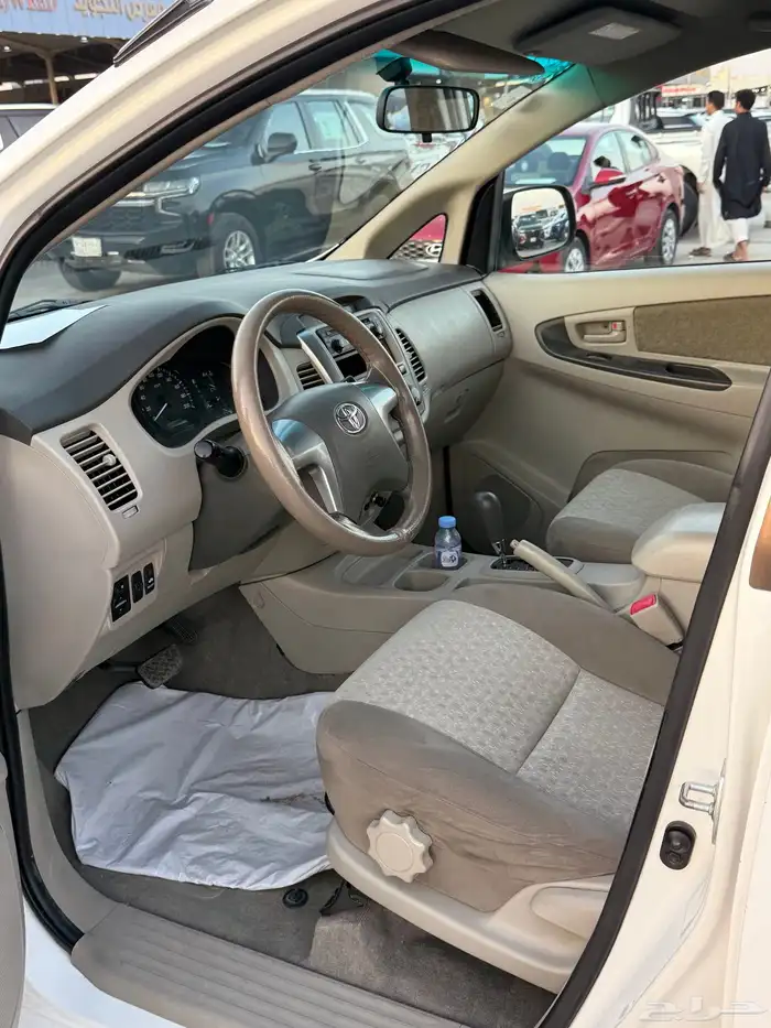 للبيع انوفا 2015 10