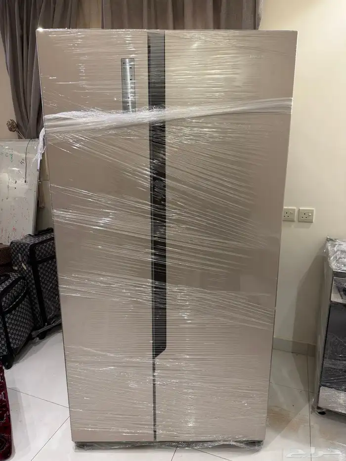 ثلاجة هايسنس 0