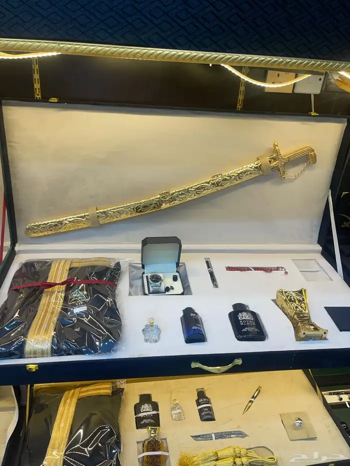 بشت وبر شتوي هدايا زواج ترقية تقاعد تكريم منزل جديد 63