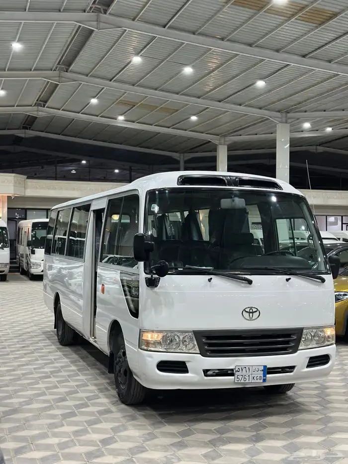 كوستر 2012 بنزين 30 راكب 2