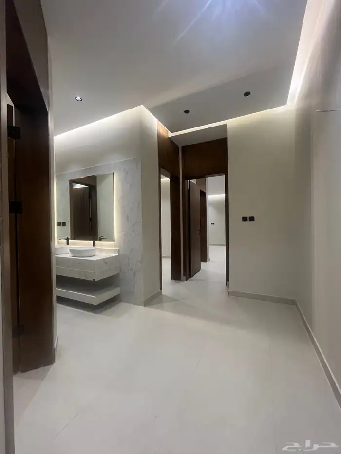 شقق ارضى وعلوى للبيع بحى الصفا 0