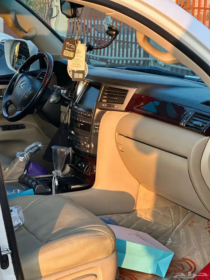 لكزس 2010 فل كامل DD للبيع 15