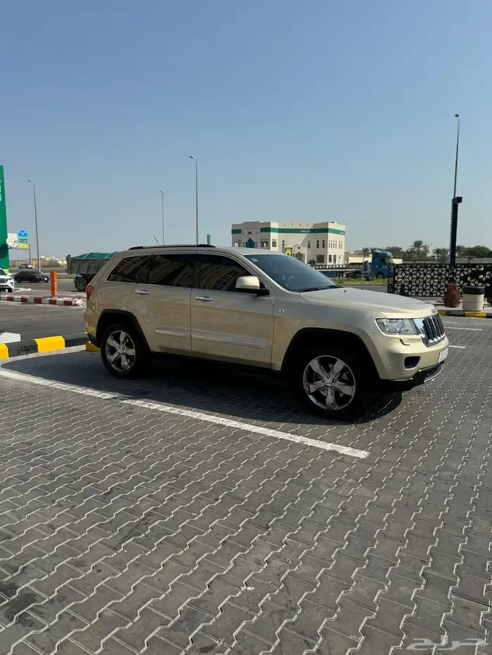 جراند شيروكي اوفر لاند 5