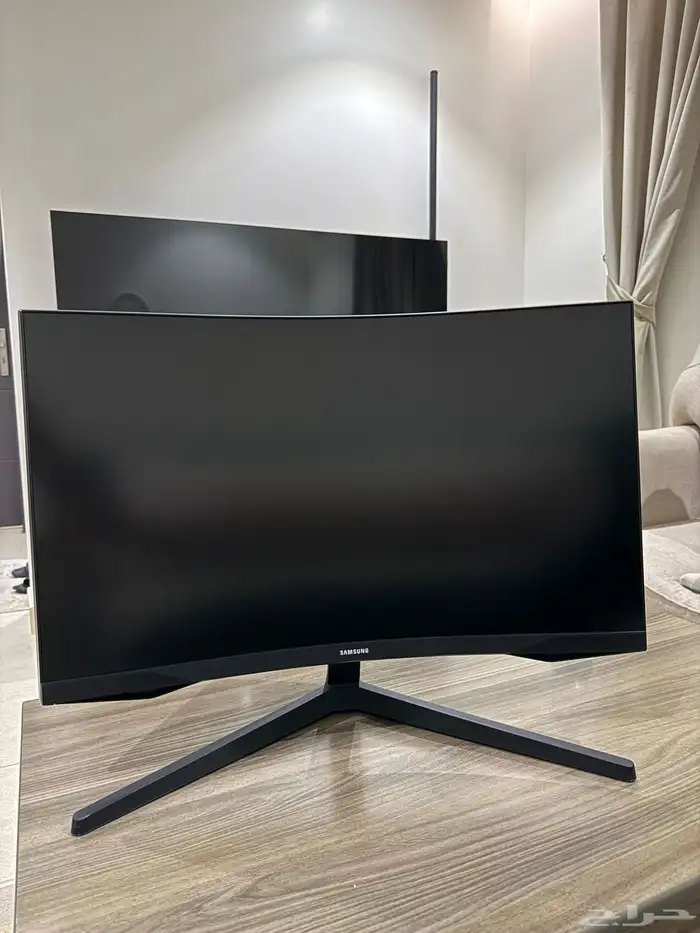 شاشة اوديسي G5 سامسونج منحنية 27   165 Hz 2