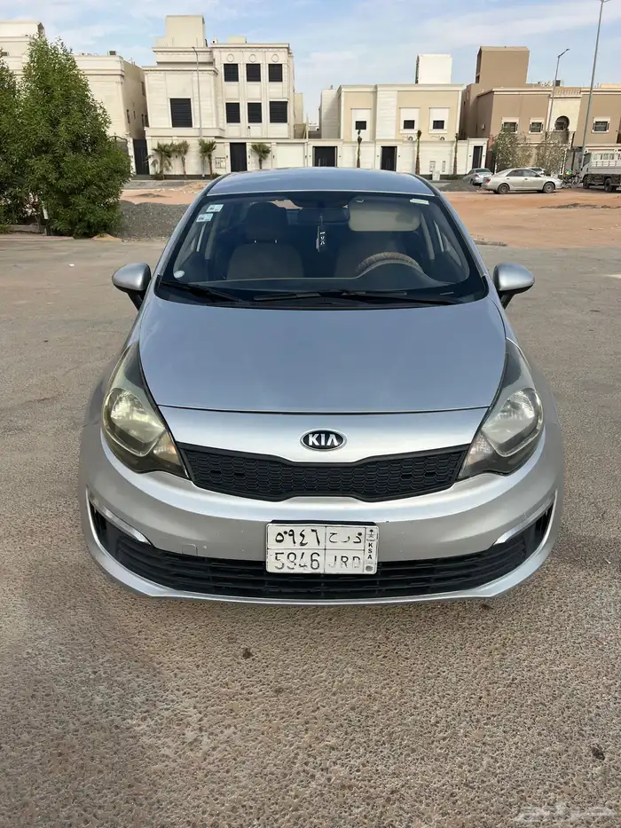 كيا ريو 2017 للبيع مالك ثاني من الوكالة 12