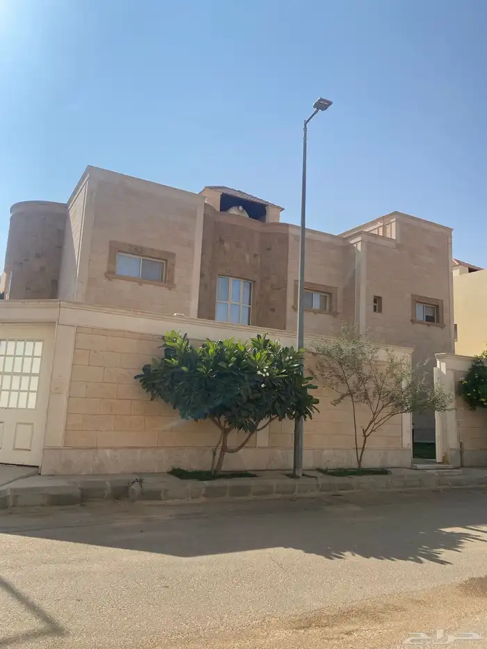 فيلا للبيع 10