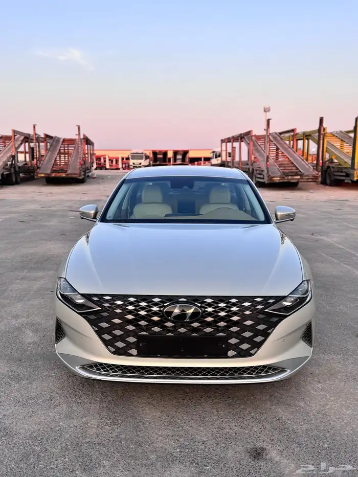 للبيع هونداي ازيرا 2020 بنزين وارد كوريا 0