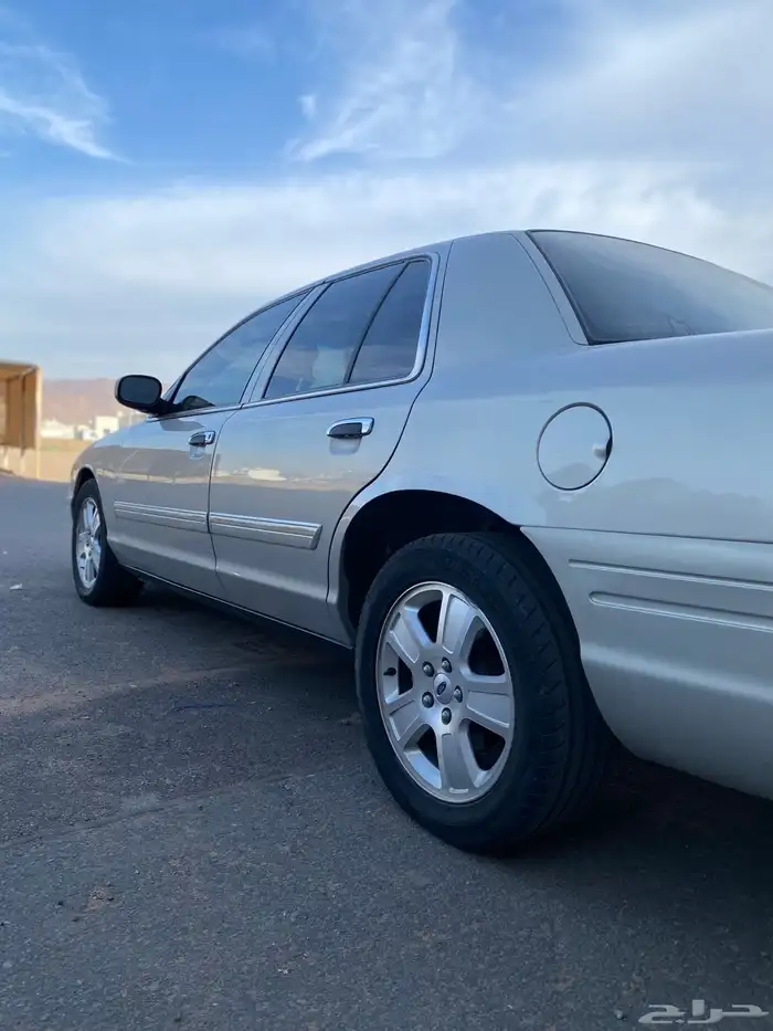 فورد فكتوريا 2010 نظيييف 11