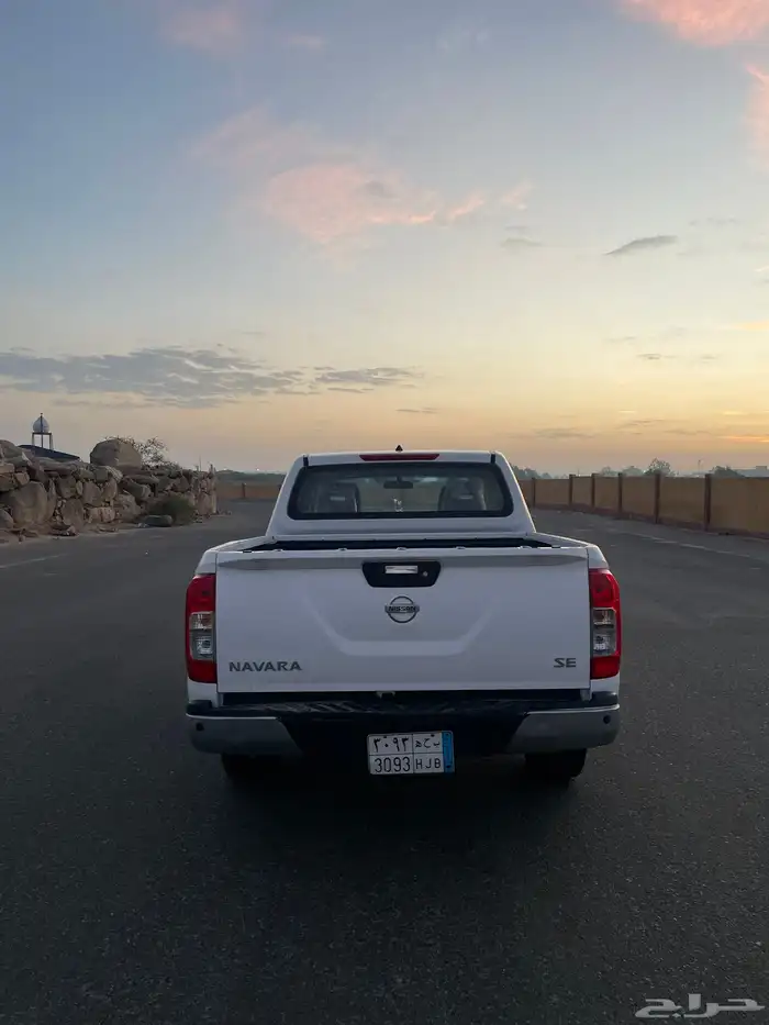 للبيع نافارا 2017بدون دبل قير اتوماتيك 6