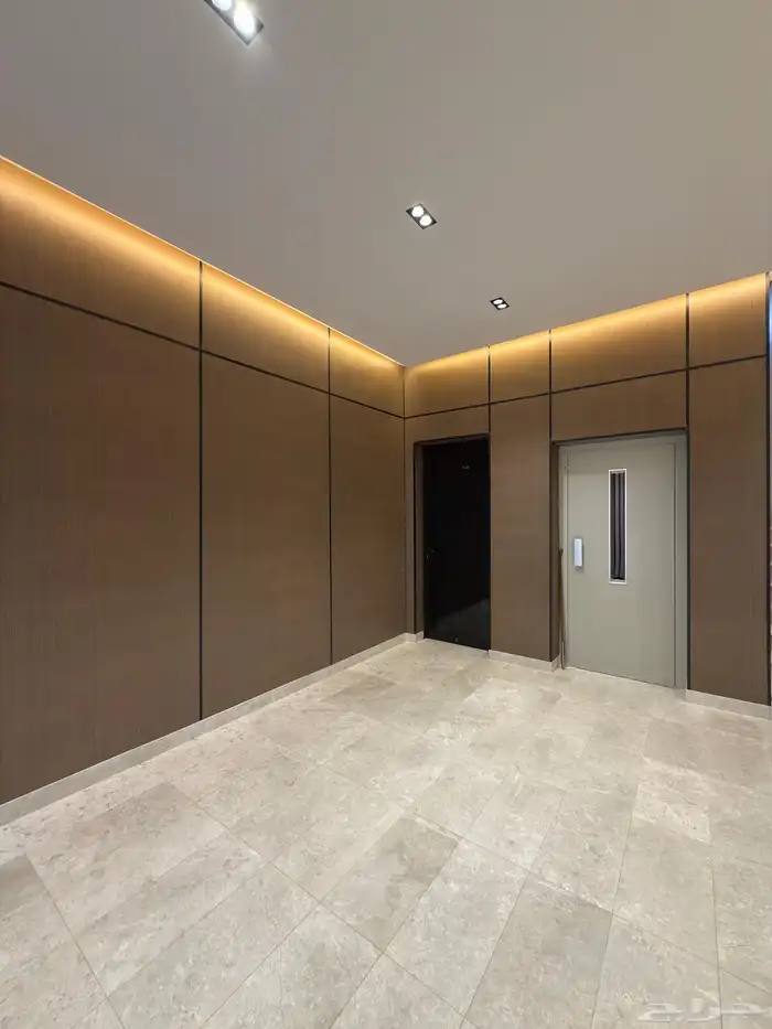 فيلا دور أرضي بمساحة 405 م 1