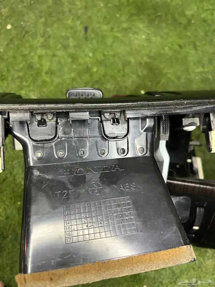 ريش مكيف وديكورات اكورد 2013-2016 اصلي نظيف 7