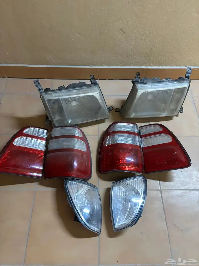 للبيع اسطبات وشمعات لاند كروزر 0