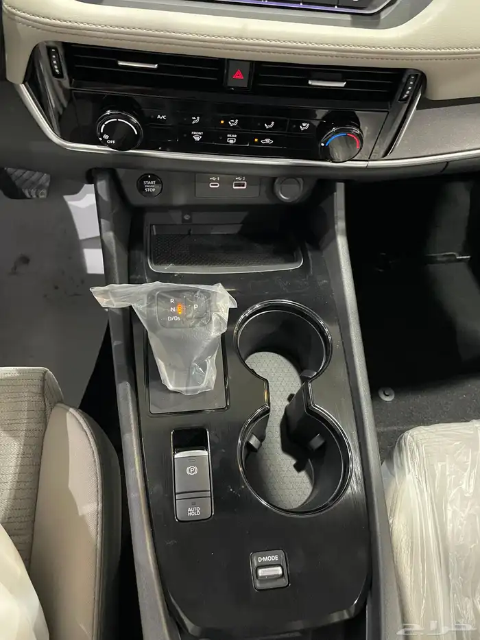 نيسان إكس تريل 5 راكب بدون دبل 2026 10