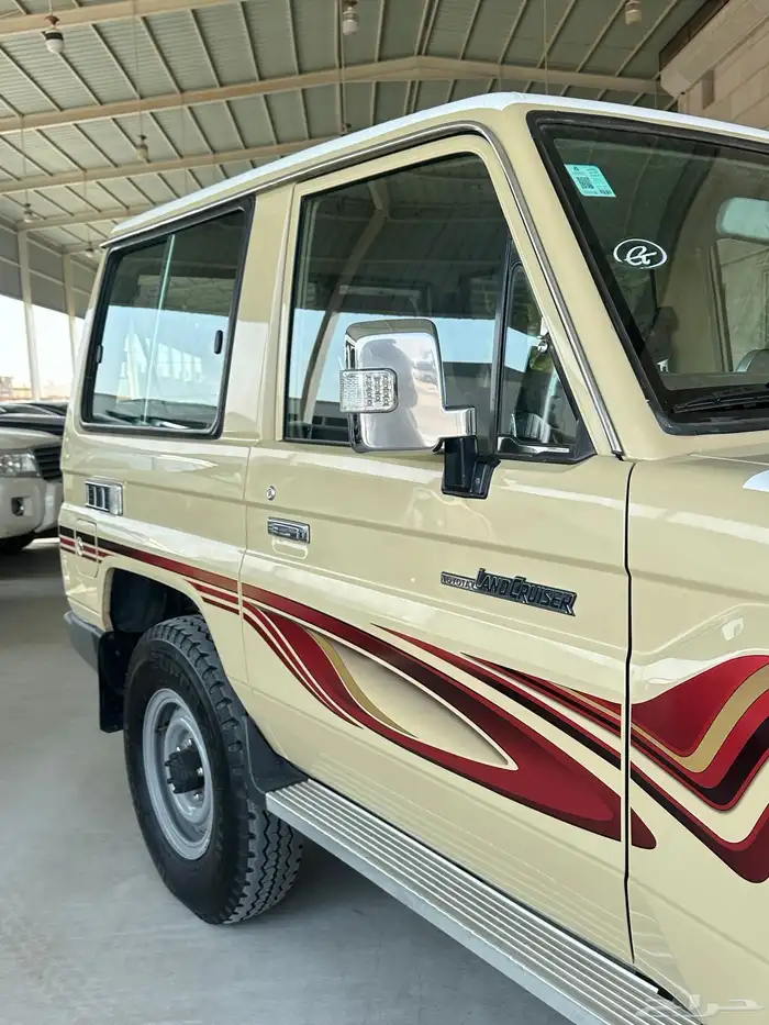 تويوتا ربع 2013 بريمي بدون ونش 3