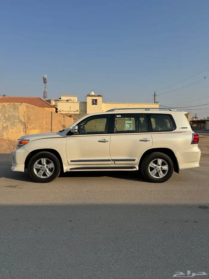 لاند كروزر جكسار 2015 فل كامل نظيف 3