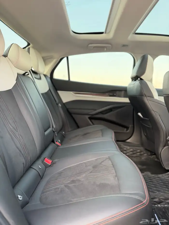 فورد تورس 2024 فل كامل تيتانيوم 72