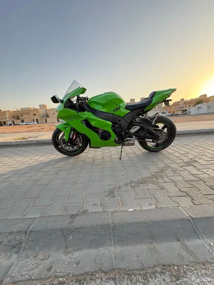 2023 kawaski ZX10r 7