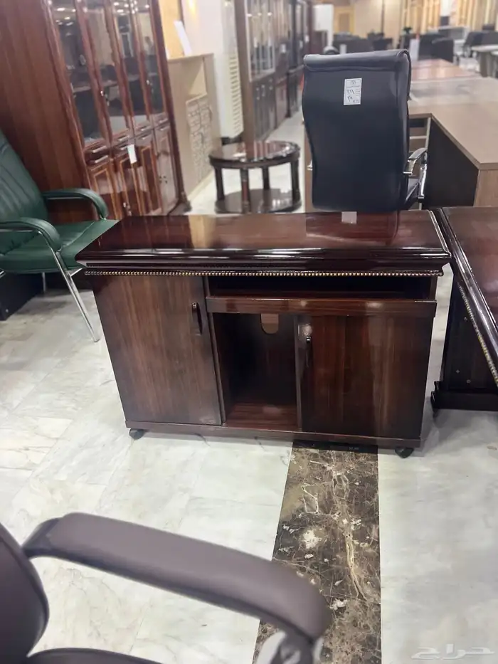 ملكي اثاث مكاتب طقم فخم جلد اخضر كامل طقم طاولة اجتماع كرسي 30