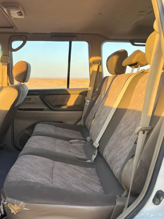 لاندكروزر GXR 6