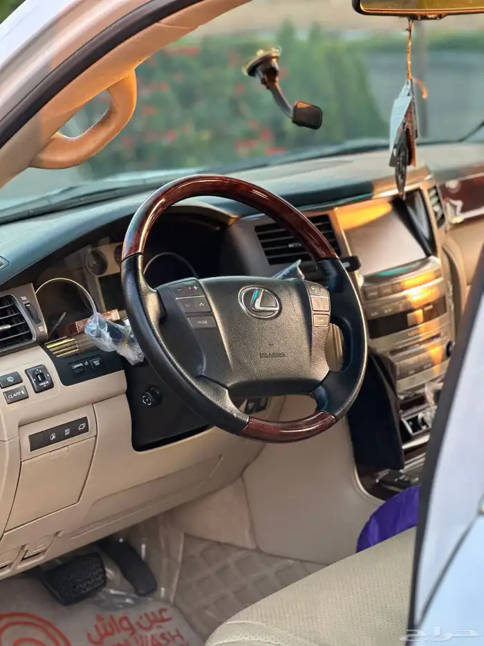 لكزس 2010 فل كامل DD للبيع 13