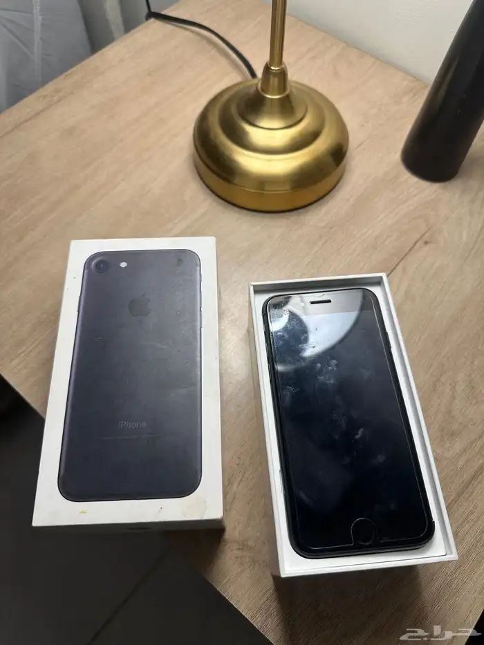 ايفون 7 جديد فقط نسيت الايكلاود للي يبغا القطع حقته الاصليه 0