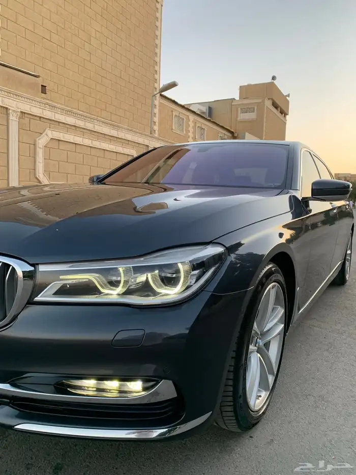 بي ام 740Li 2016 7