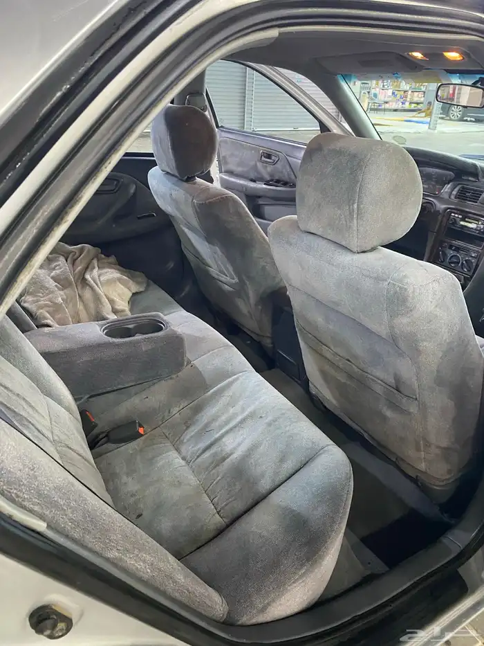 كامري 2002 GLi اللون فضى 22