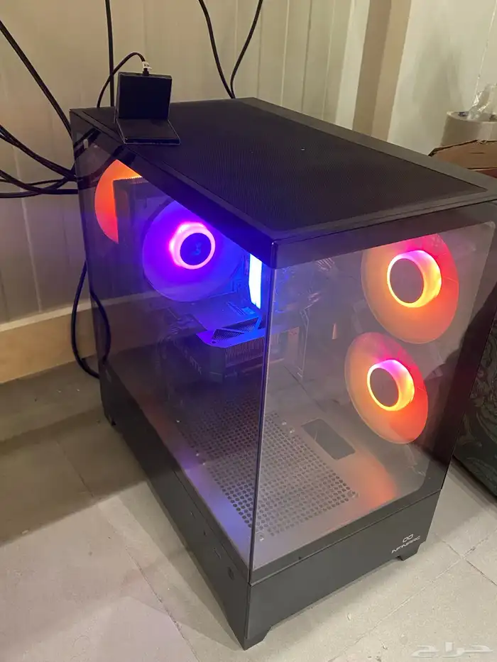 بي سي pc (شبه جديد نظيف) و شاشة قيمنق 0