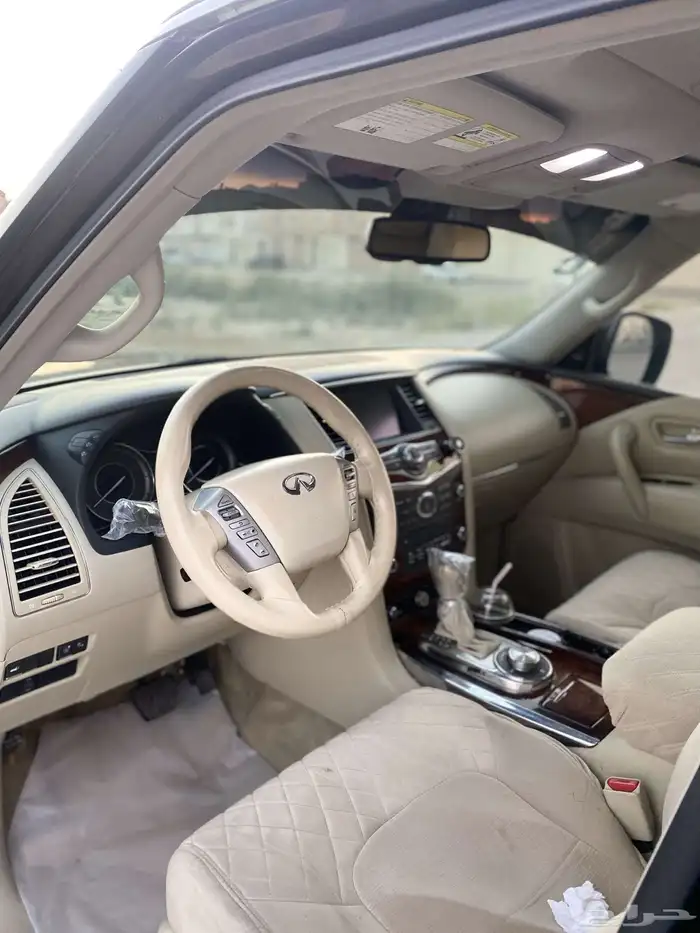 انفينيتي QX80 12