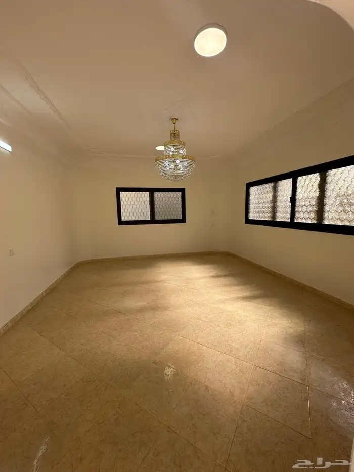 دور ارضي للايجار 4