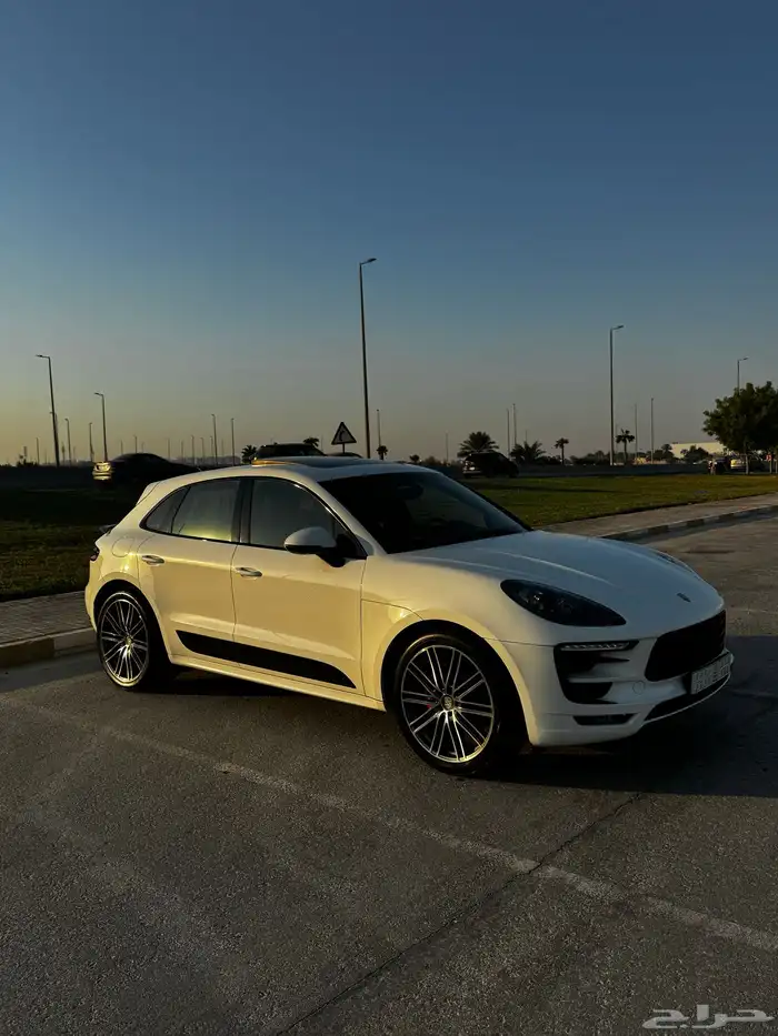 للبيع بورش ماكان 2015 ممشى 110 كم فقط 5