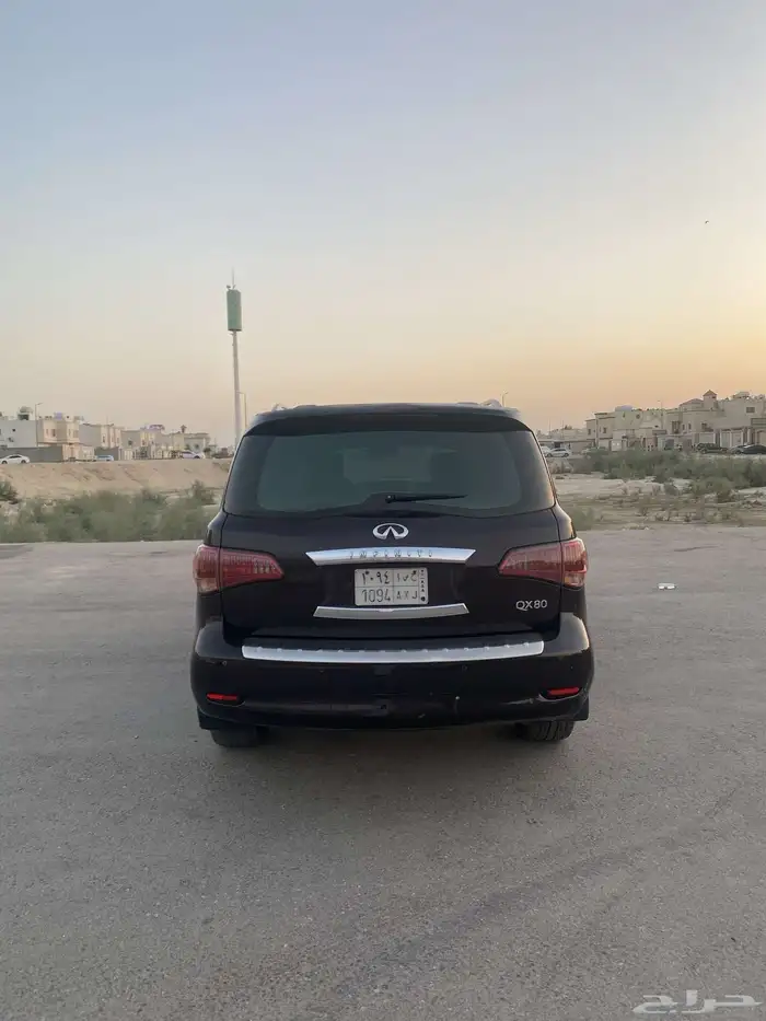انفينيتي QX80 9