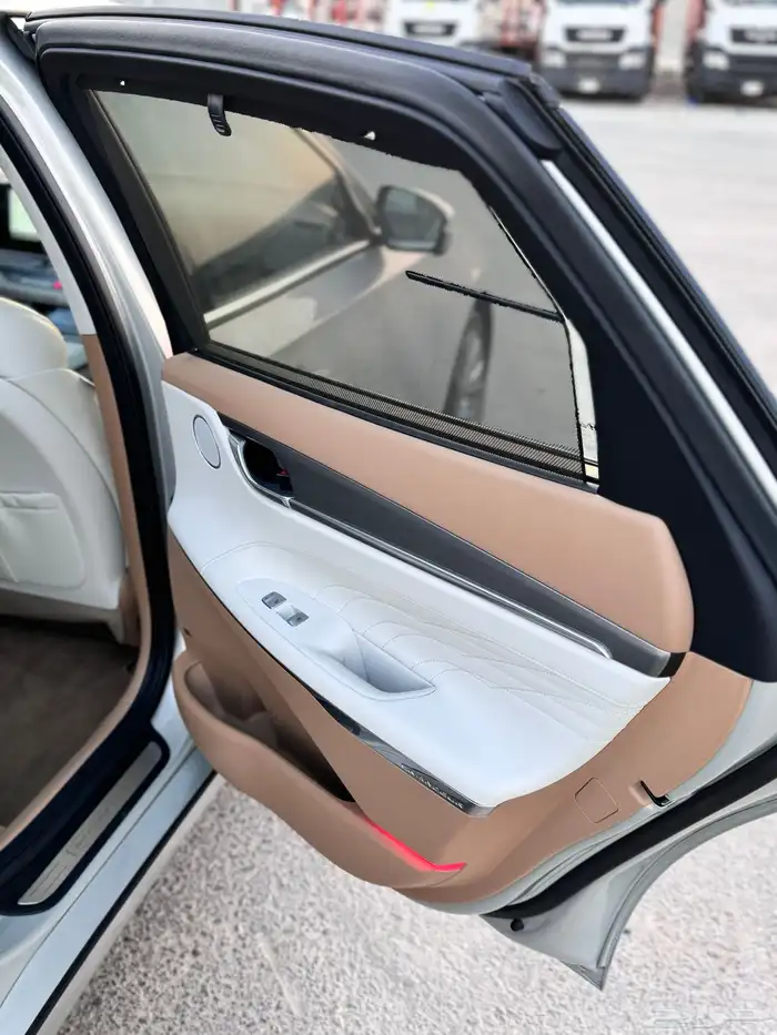 للبيع هونداي ازيرا 2020 بنزين وارد كوريا 25