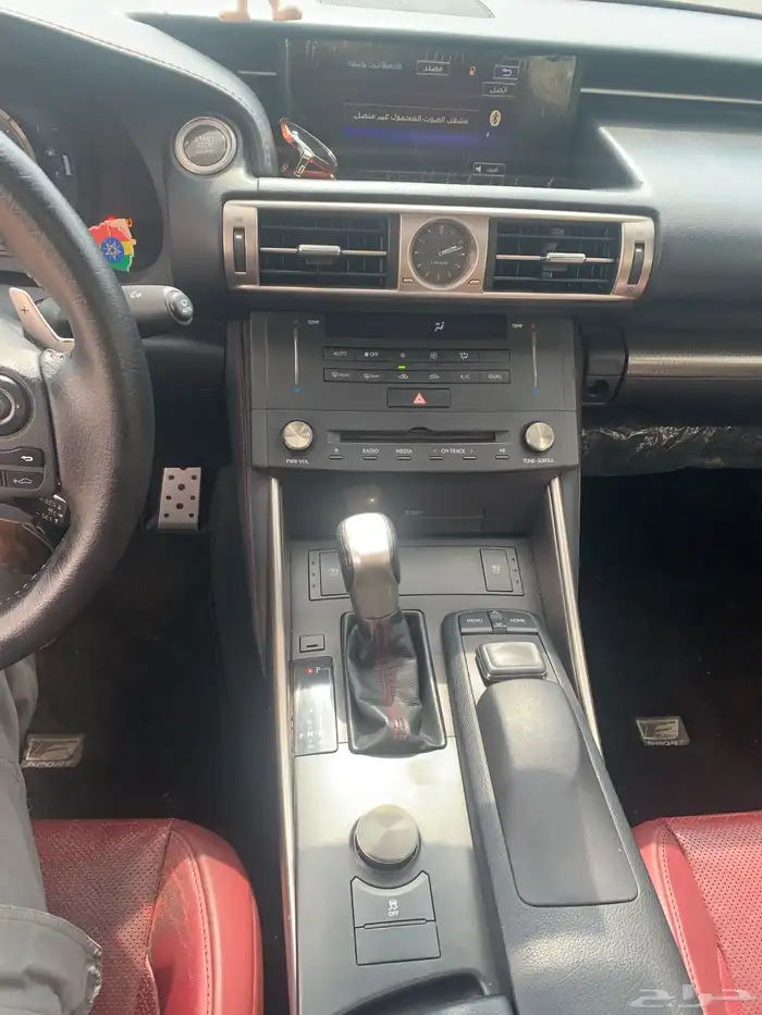 لكزس iS 2015 سبورت F عبد اللطيف جميل 20