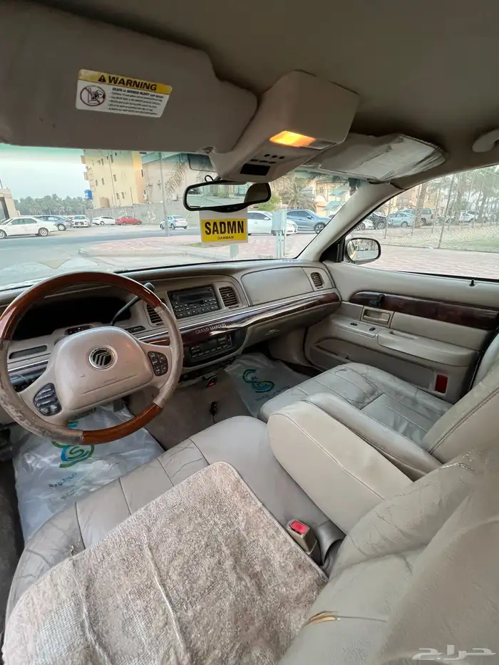 فورد قراند ماركيز لمتد 10