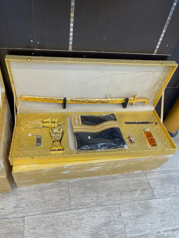 بشت وبر شتوي هدايا زواج ترقية تقاعد تكريم منزل جديد 52