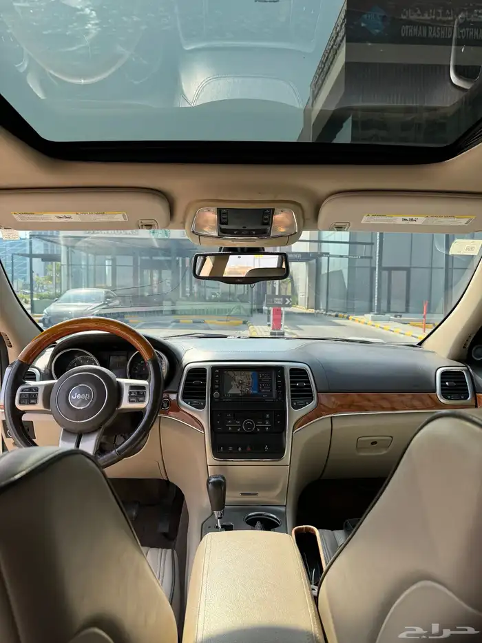 جراند شيروكي اوفر لاند 14