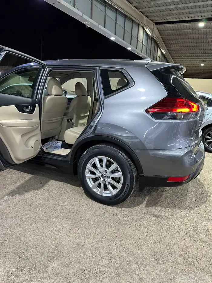 نيسان اكس تريل 2022 وكالة 7